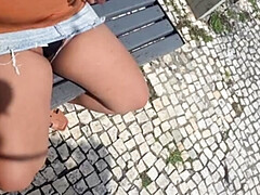 Erótico, Despelote, Latina, Madres para coger, Al aire libre, Bragas, Público, Puta