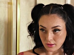 美女, 足, フェティッシュ, 手コキする, ハードコア, マッサージ, オイル, タトゥー