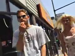 Blasen, Lecken, Milf, Öffentlich, Stiefmutter