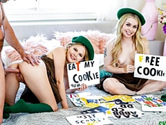 18 летние, Большая жопа, Большой член, Минет, Собачьи, Натуральные сиськи, Молоденькие, Сиськи