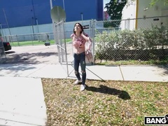 Amateur, Sucer une bite, Brunette brune, Éjaculer dans la bouche, Tir de sperme, Poilue, Hard, Avaler