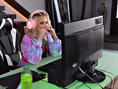 Amateur, Nana, Sucer une bite, Mignonne, Bâillonner, Nénés