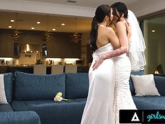 69, デカパイ, 顔面騎乗, 指いじり, キス, オマンコ, ラフ, フェラする
