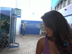 Leie, Blasen, Freundin, Latina, Höschen, Pov, Muschi, Abendanzug