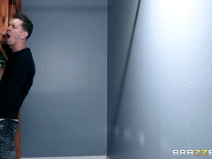 Voluptuous ebony cougar Aryana Adin gloryhole sex clip