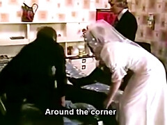 Braunhaarige, Klassisch, Süss, Kehlenfick, Natürlich, Orgasmus, Strümpfe, Vintage