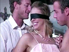 浮気する, 手コキする, 三人