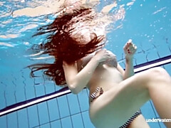 Tussi, Grosse titten, Fetisch, Hd, Pool, Flotter dreier, Titten, Unter wasser