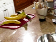 Grosse bite, Sucer une bite, Brunette brune, Plantureuse, Hard, Interracial, Actrice du porno, Épouse