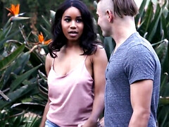 Grote mammen, Zwart, Diep in de keel, Lul, Zwart, Interraciaal, Natuurlijke tieten, Kut duiken