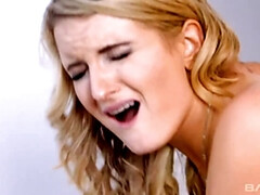 Анальный секс, Блондинки, Глубокая глотка, Двойное проникновение, Ласковые ручки, Хд, Белье, Втроем