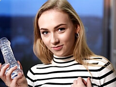 Leie, Grosser arsch, Blondine, Dildo, Fingern, Masturbation, Entkleiden, Jungendliche (18+)