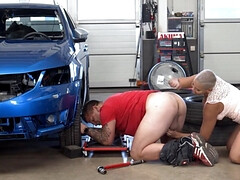 Язык в попке, Красотки, Большие сиськи, Минет, В машине, Чешки, Порнозвезда, Соблазенение