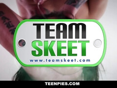 Mooi, Bruinharig, Hondjeshouding, Hardcore, Hd, Natuurlijke tieten, Kut duiken, Tiener