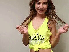 Amateur, Sucer une bite, Tir de sperme, Petite amie, Adolescente