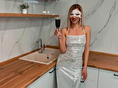 Blondine, Blasen, Betrug, Flashen, Freundin, Party, Verführt, Ehefrau