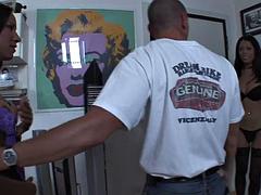 Grosse titten, Blasen, Hardcore, Interrassisch, Milf, Transfrau, Flotter dreier, Titten