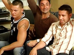 Минет, Кончили внутрь, Группа, Ласковые ручки, Секс без цензуры, На публике, Молоденькие, Сиськи