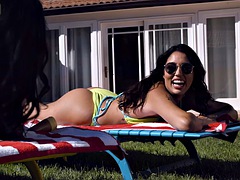 Grosser schwanz, Blasen, Behaart, Hardcore, Lingerie, Milf, Im freien, Flotter dreier