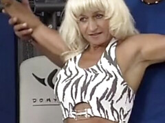 Leie, Blasen, Extrem, Aufs gesicht abspritzen, Deutsch, Oma, Reif, Milf