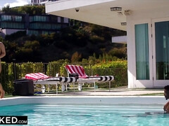 Stellung 69, Grosse titten, Schwarz, Handjob, Interrassisch, Lecken, Pool, Reiten