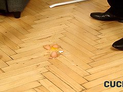Blondine, Gehörnter ehemann, Tschechisch, Hd, Ehemann, Nippel, Strümpfe, Ehefrau