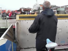 Rubia, Mamada, Pies, Novia, Perforación, Público, Flaco, Tetas