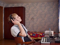 Mooi, Pijpbeurt, Bruinharig, Mollig, Oudere vrouw, Hardcore, Rijpe lesbienne, Russisch