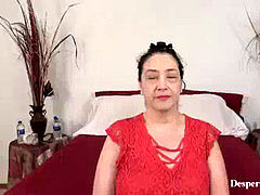 Pijpbeurt, Kokhalzen, Moeder die ik wil neuken, Moeder, Verlegen, Tatoeage