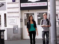 Amateur, Couple, Tchèque, Petite femme, Pov, Public, Adolescente, Épouse