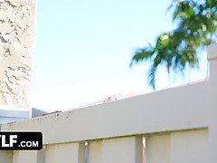 Tetas grandes, Mamada, Polla, Hd, Latina, Madres para coger, Piscina, Sexo fuerte