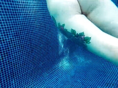 Buiten, Biljart, Kut duiken, Mager, Strak, Tieten likken