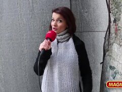 Anal, Sucer une bite, Brunette brune, Tir de sperme, Partouze, Groupe, Lingerie, Jarretelles