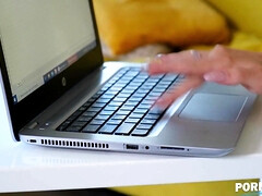 Gros seins, Blonde, Plantureuse, Double pénétration, Seins naturels, Adolescente, Plan cul à trois, Nénés