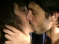 素人, 茶髪の, Hd, キス, レズビアン, 淫乱熟女, 公共, ラフ