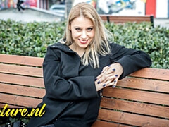 Blondine, Blasen, Kitzler, Hardcore, Lingerie, Orgasmus, Rau, Spielzeuge