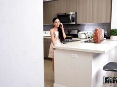 Incroyable, Anal, Cul, Sucer une bite, Dingue, Faciale, Nénés, Mouillée