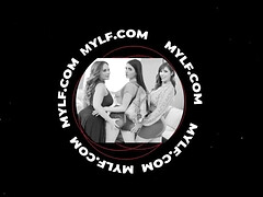 Hd, ヒール, レズビアン, コキ, タトゥー, ティーン, オッパイの, おもちゃ