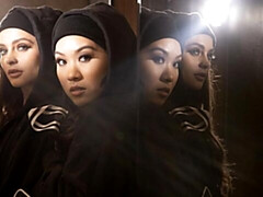 Schlafzimmer, Grosser arsch, Fingern, Küssen, Lesbisch, Natürlichen titten, Rasiert, Jungendliche (18+)