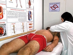 Amateur, Sucer une bite, Brunette brune, Gorge profonde, Queue, Médecin, Branlette thaïlandaise, Infirmière
