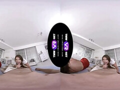 18 летние, Брюнетки, Две девушки, От первого лица, Реалити, Молоденькие, Втроем, Сиськи