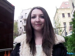 18 jahre, Leie, Blasen, Süss, Handjob, Orgasmus, Im freien, Titten