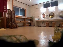 Asiatisch, Gehörnter ehemann, Hd, Unschuldig, Japanische massage, Mann mann frau, Spion, Nass