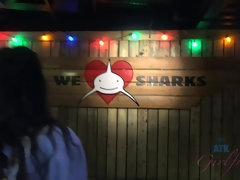 Arsch, Blasen, Freundin, Handjob, Piercing, Rasiert, Scherzbold, Titten