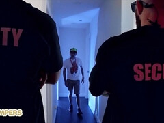 Verga grande, Tetas grandes, Garganta profunda, Estilo perrito, Penetracion con dedos, Hd, Lamidas, Coño