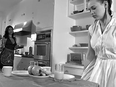 Brazzers - Mommy has tits - Leave it to the stepmom Beaver scene