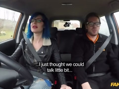 Anal, Sucer une bite, Voiture, En levrette, Doigter, De plein air, Pov, Chatte