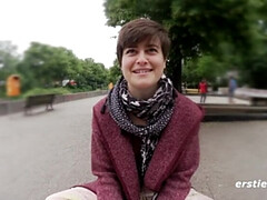 Brunette brune, Femelle, Allemand, Masturbation, Chatte, Solo, Jouets, Vibromasseur