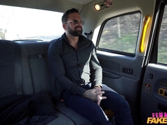 Grote kont, Zwart, Laarzen, Auto, Likken, Natuurlijke tieten, Doordringend, String