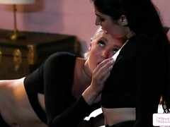 Rubia, Primera ves, Hd, Lesbiana, Masturbación, Pequeña, Adolescente, Tetas